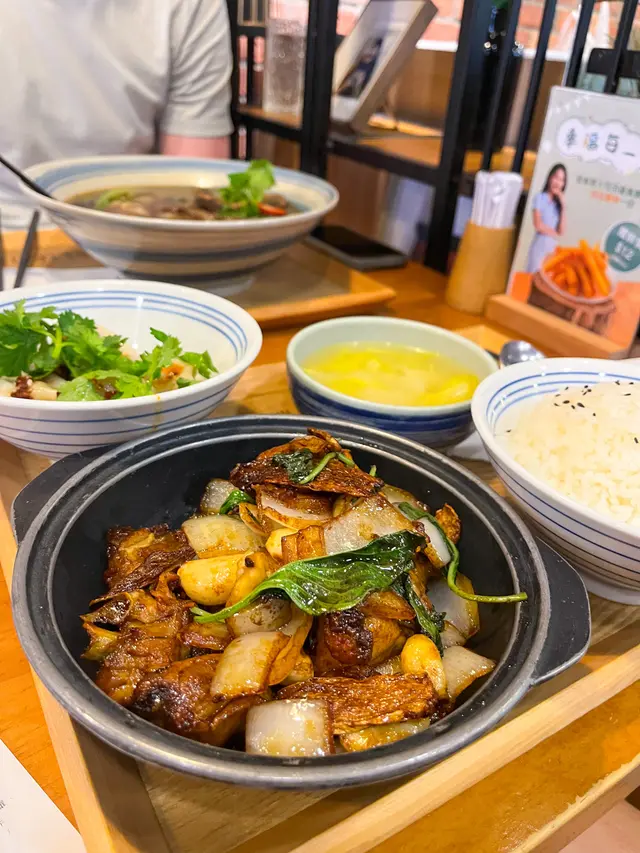 煲仔•塔香三杯雞定食