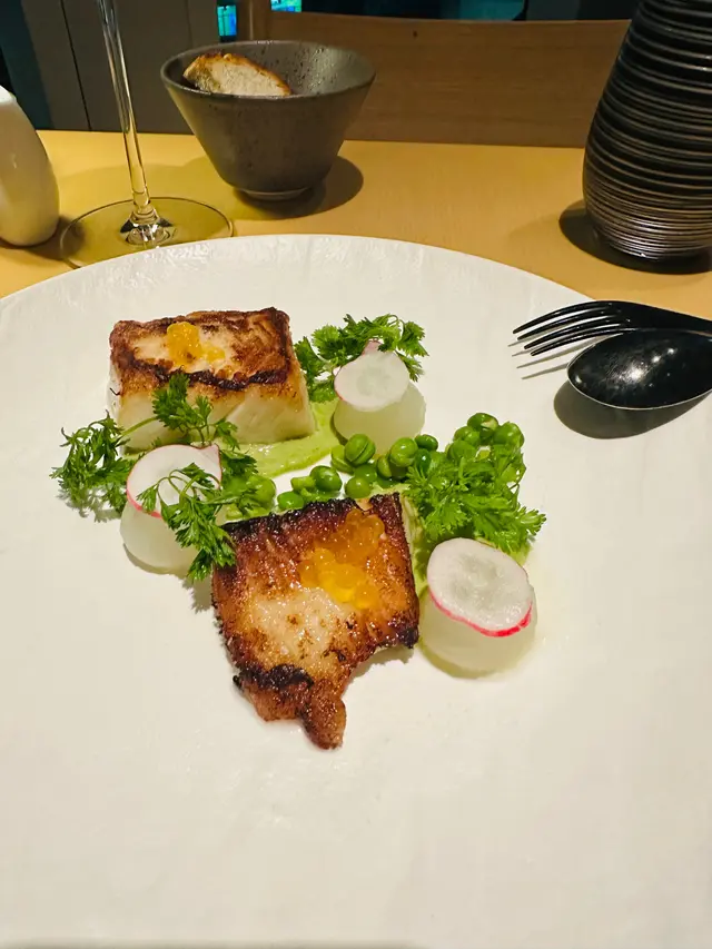 鱈魚  配菜十分出色