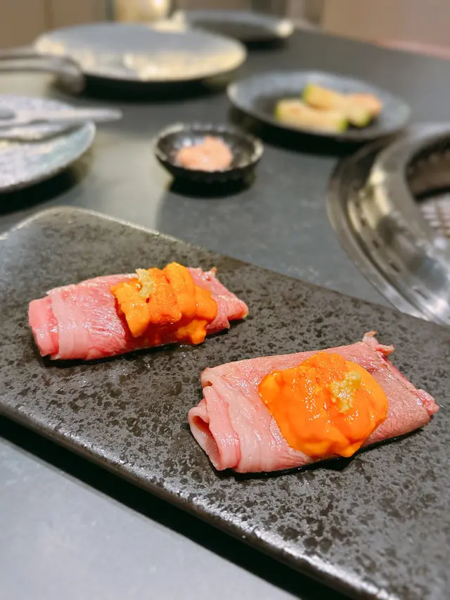 日本A5和牛海膽卷