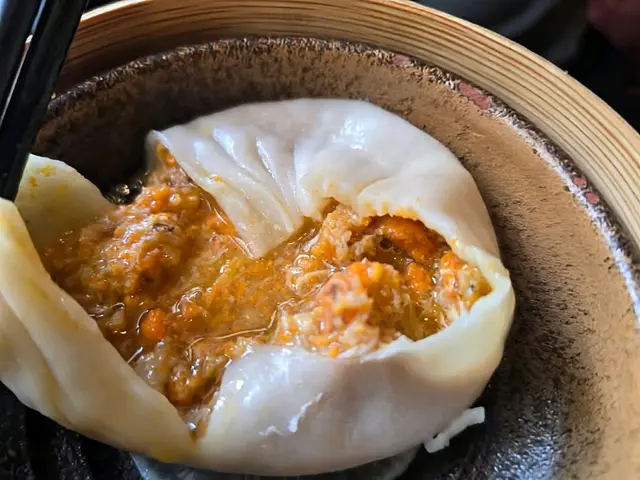 蟹粉大湯包
