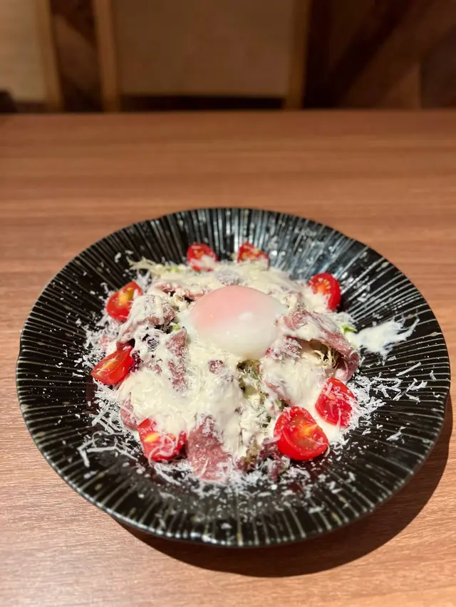 日本和牛溫泉蛋凱撒沙律