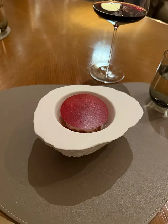 Alaskan King Crab ° Salt Tomato ° Espelette Chili ° Extra Virgin Olive Oil ° Uchibori Vinegar ° Ginger