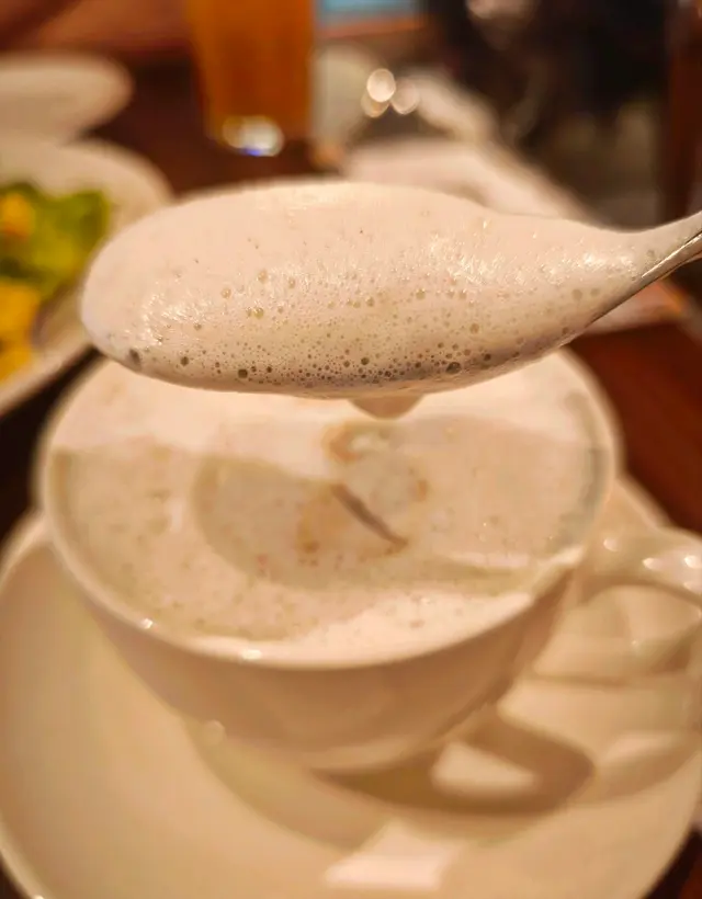 蘑菇松露忌廉湯