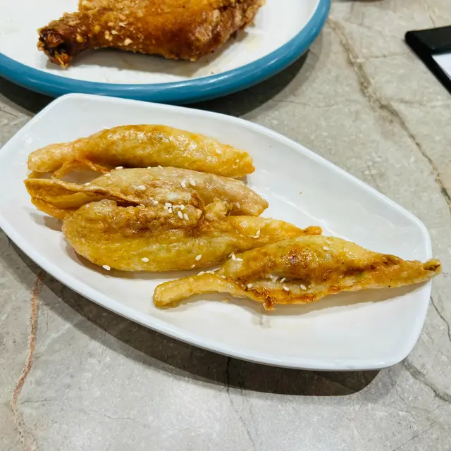 推介雞皮餃子