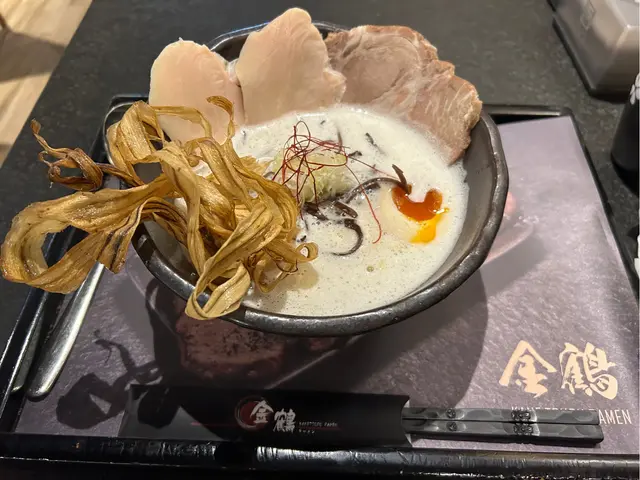 極濃雞白湯拉麵
