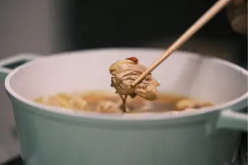 有杞醉浓汤鸡煲