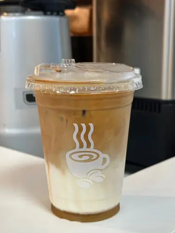 榛子鮮奶咖啡