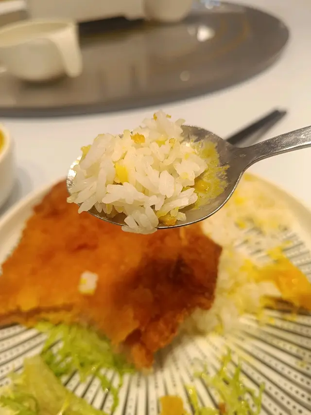 就係呢一種少少汁，挺身嘅飯粒，在家少少吉列碎，啖啖都係精華