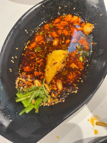 口水雞配酸辣粉