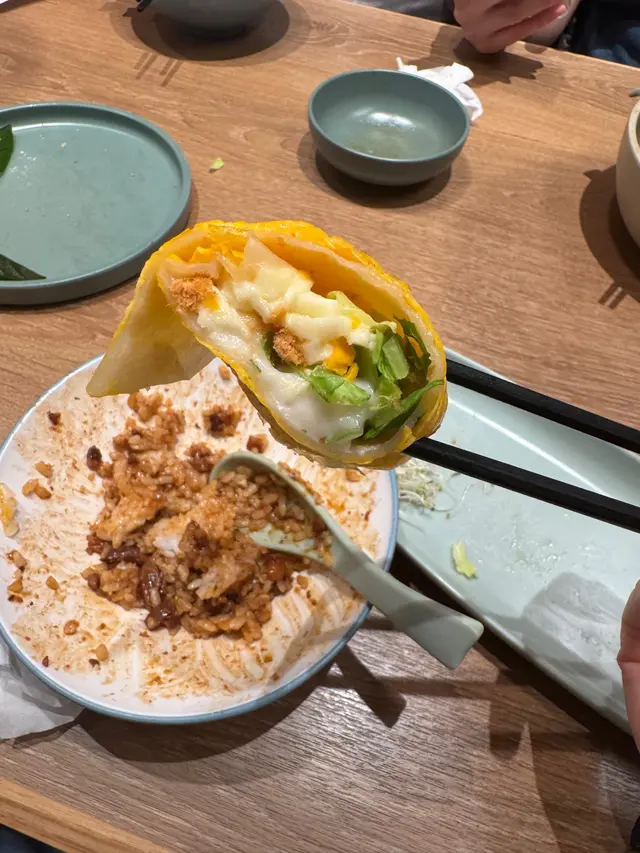 麻糬肉鬆起司蛋餅