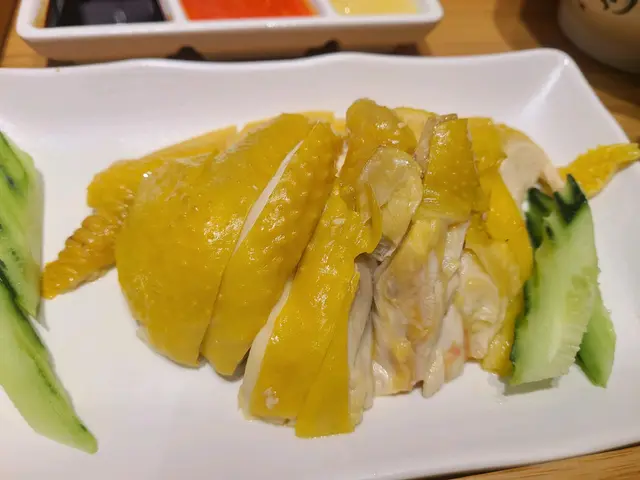 馬六無骨海南雞飯