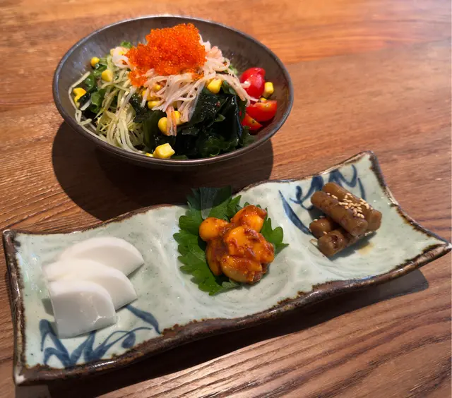 蟹籽沙律及三款漬物