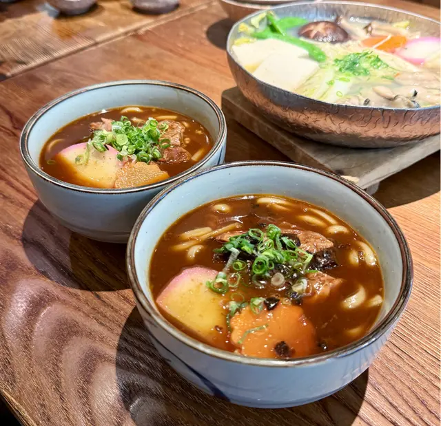 黑咖喱湯豬軟骨稻庭鳥冬