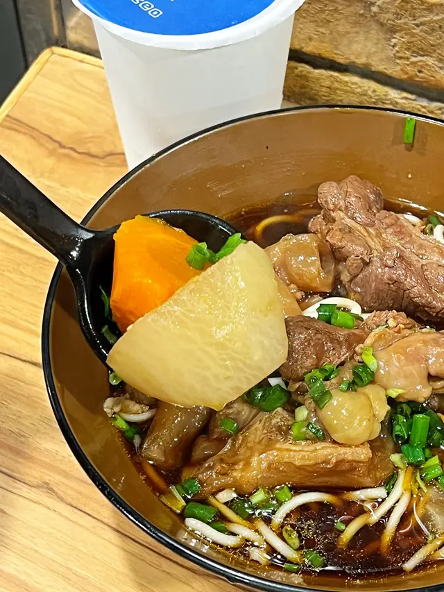 紅燒牛肉麵