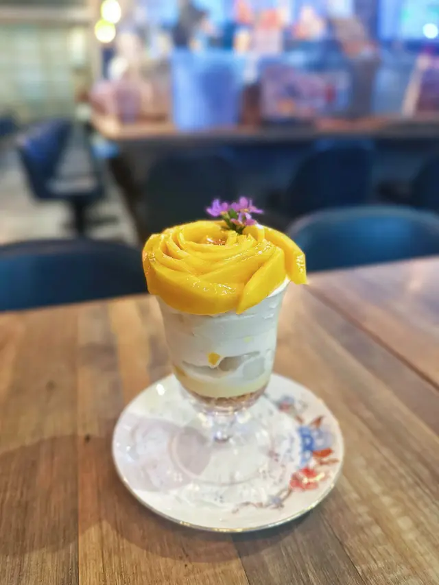 吉士忌廉芒果芭菲