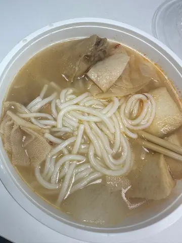 下午茶4𩠌酸辣米线