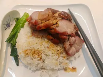 午餐 烧味双并饭 (义烧 鸭）+冻0茶走甜