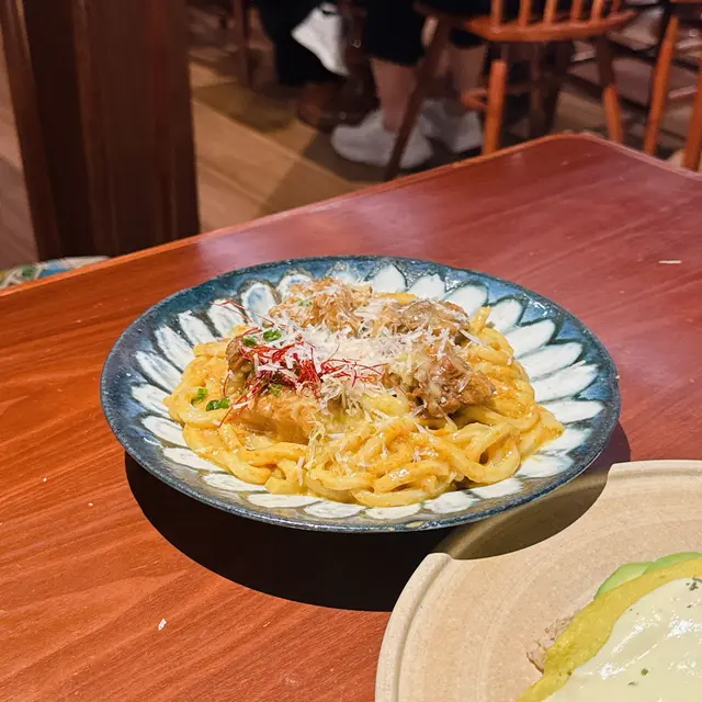 日式咖喱牛肋肉烏冬