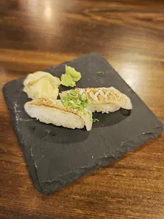 火炙左口魚邊壽司