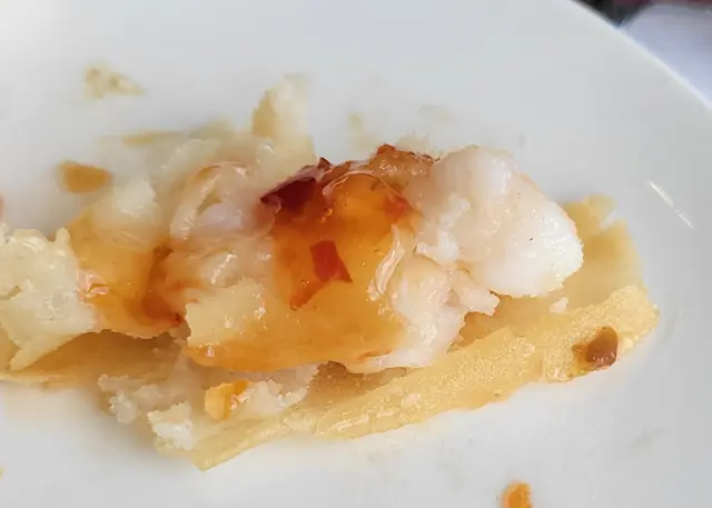 皮內有漲卜卜的鮮蝦