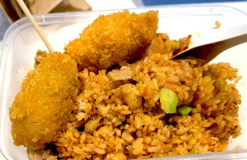 韩风泡菜猪腩肉炒饭、炸蚝