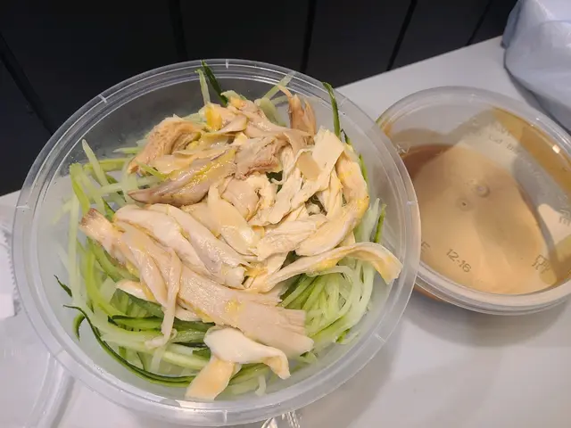 麻醬手撕雞絲粉皮