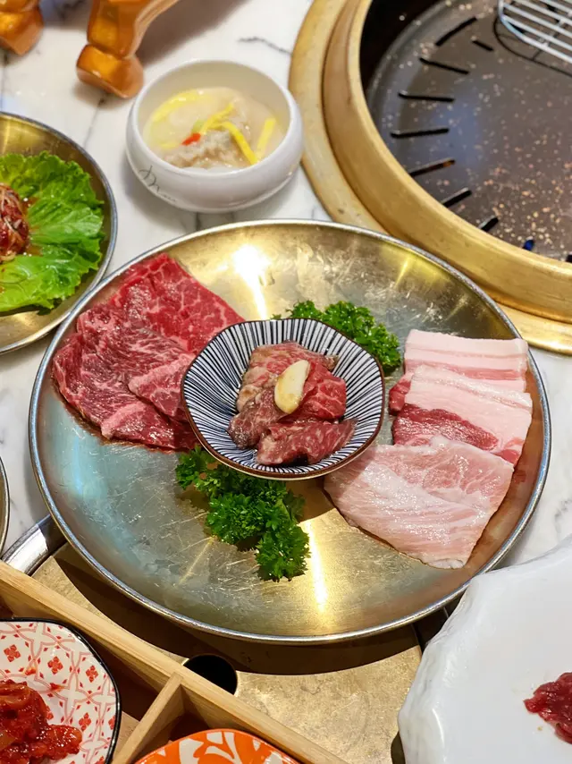 豬肉牛肉拼盤