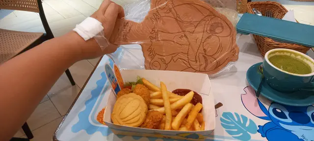 吉列炸蠔小食拼盤