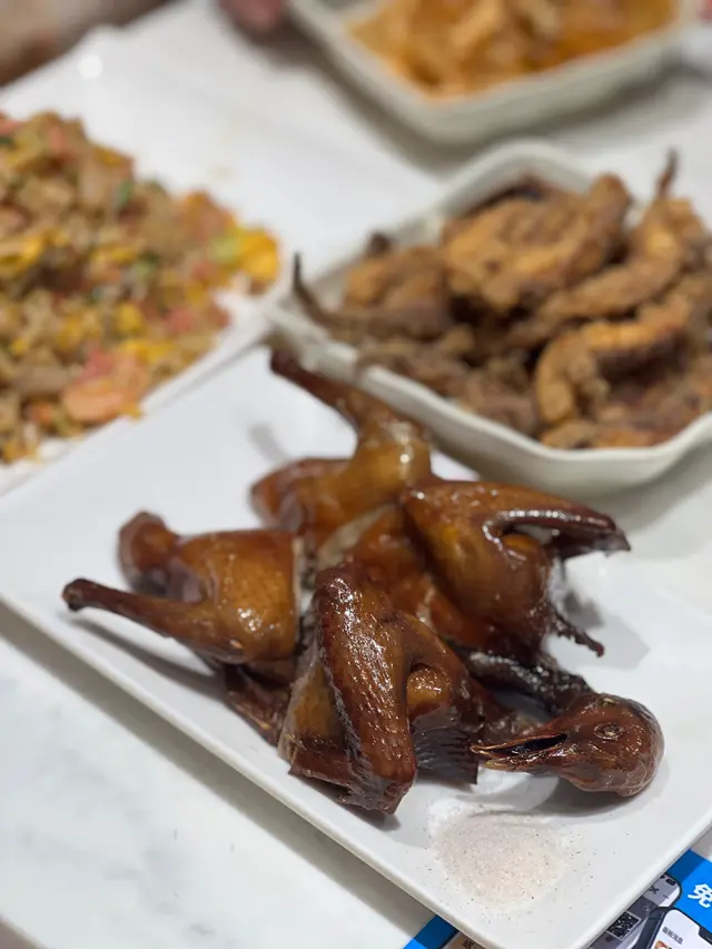 紅燒元朗脆皮乳鴿