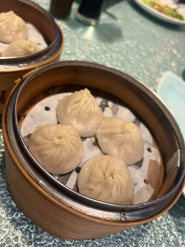 不等你小籠包