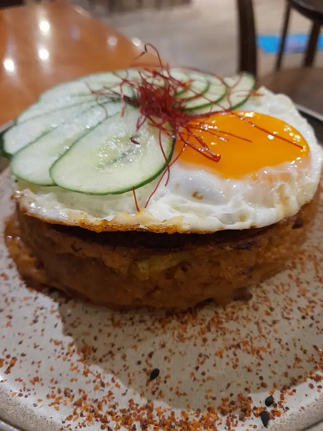 十小麻辣花椒豚肉燒薯條餅