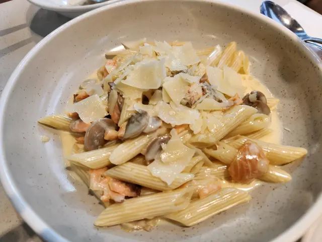 smoked salmon penne