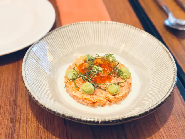 Tartare de Trutle (Smoked Salmon Trout Tartare)