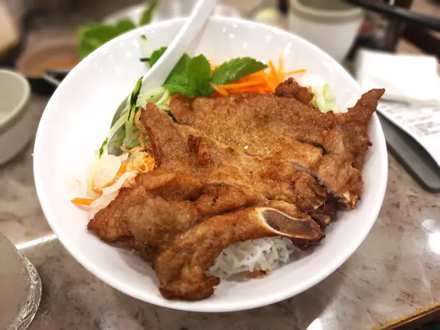 越式香茅豬扒撈檬