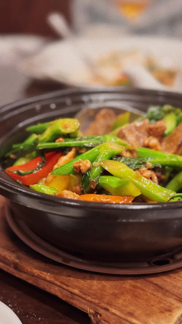 啫啫芥蘭煲加豬膶