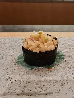 角切魚生卷