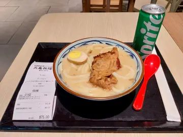 猪软骨高汤乌冬 $63、雪碧 +$12