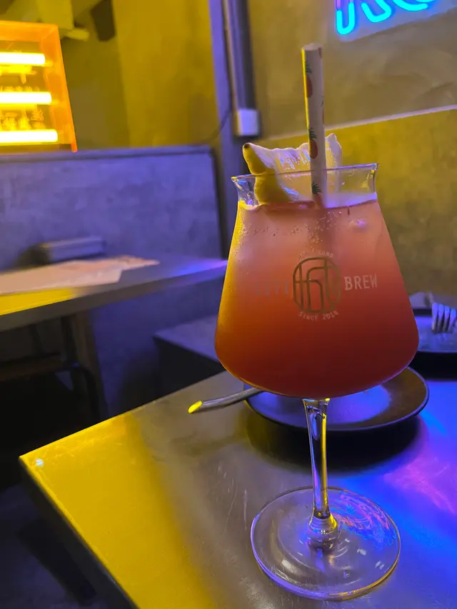 求其特飲