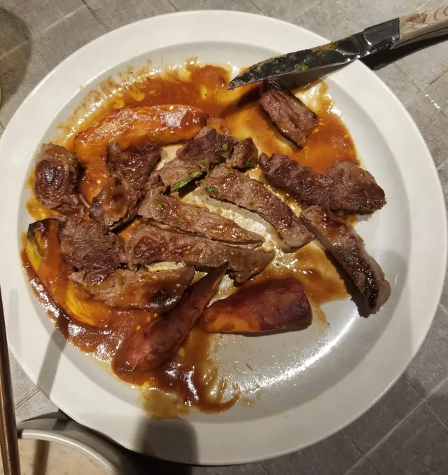 香烤新西蘭肉眼配烤雜菜+紅酒汁