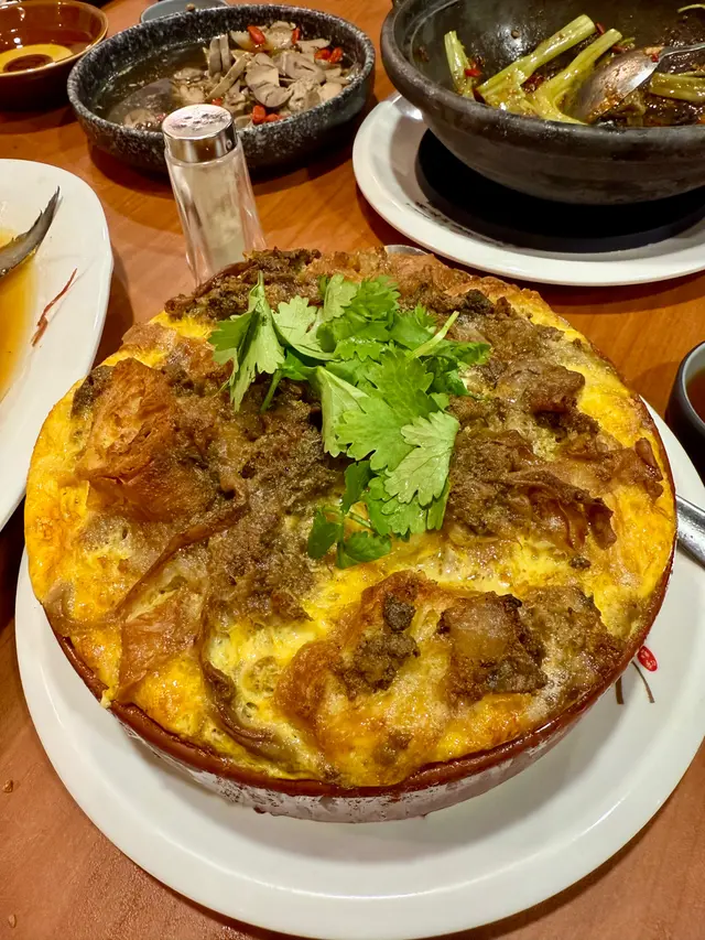 即叫即做…大概要等30分鐘左右!足料大大砵!魚腸唔腥、蛋香四溢!
#招牌美食 #signature #foodieok