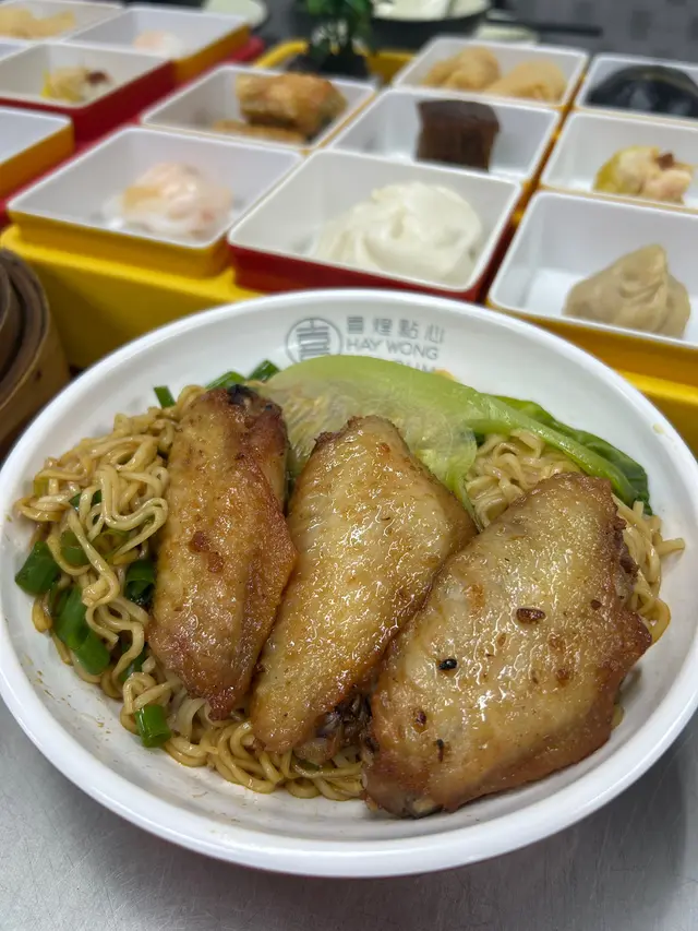 雞翼蔥油撈麵
