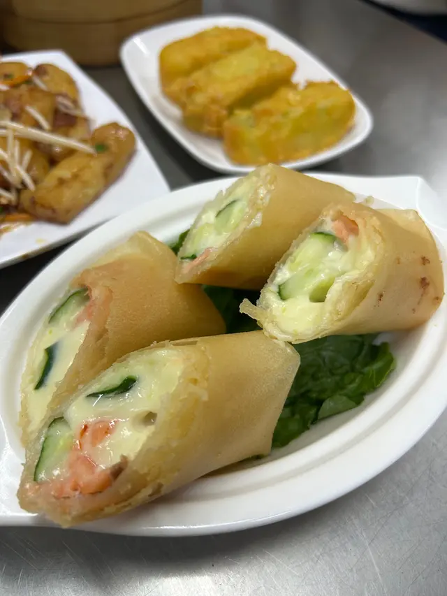 芥末沙汁三文魚春卷