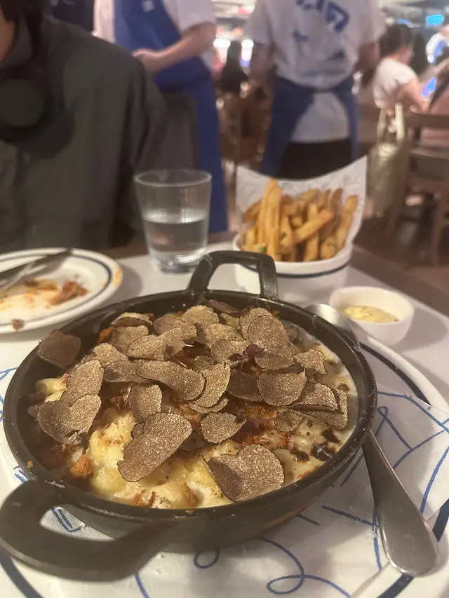 黑松露芝士忌廉通粉