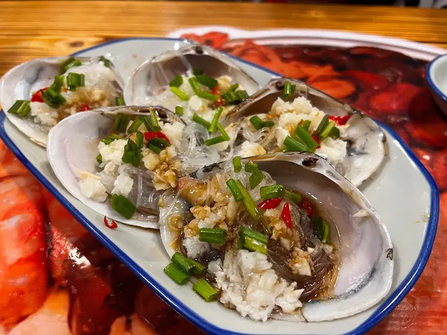 蒜蓉粉絲蒸貴妃蚌