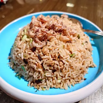 欖菜肉崧炒飯