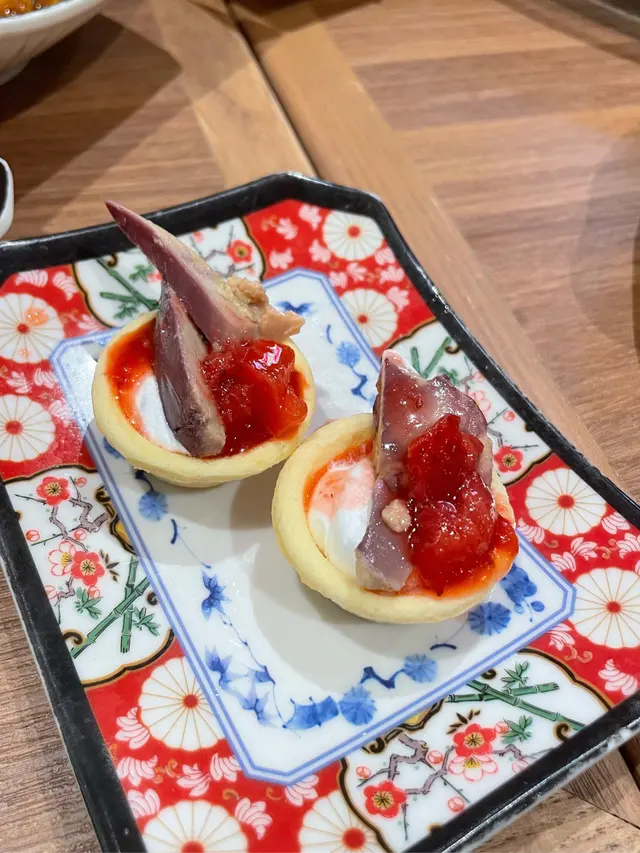 士多啤梨鵝肝撻