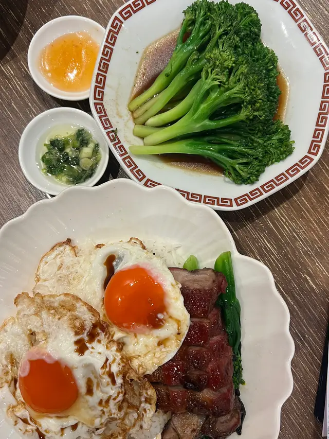 叉燒雙蘭王蛋飯