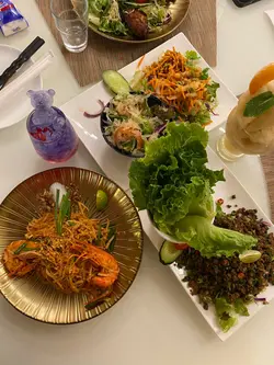 鳳尾蝦金邊粉同福袋