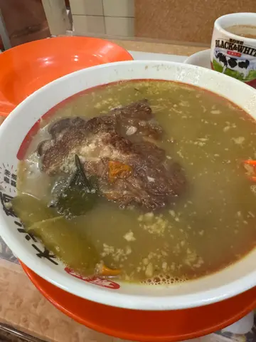 不知所謂嘅鴨腿湯飯