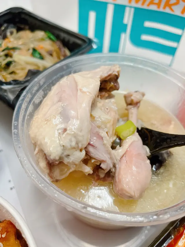 人蔘雞湯